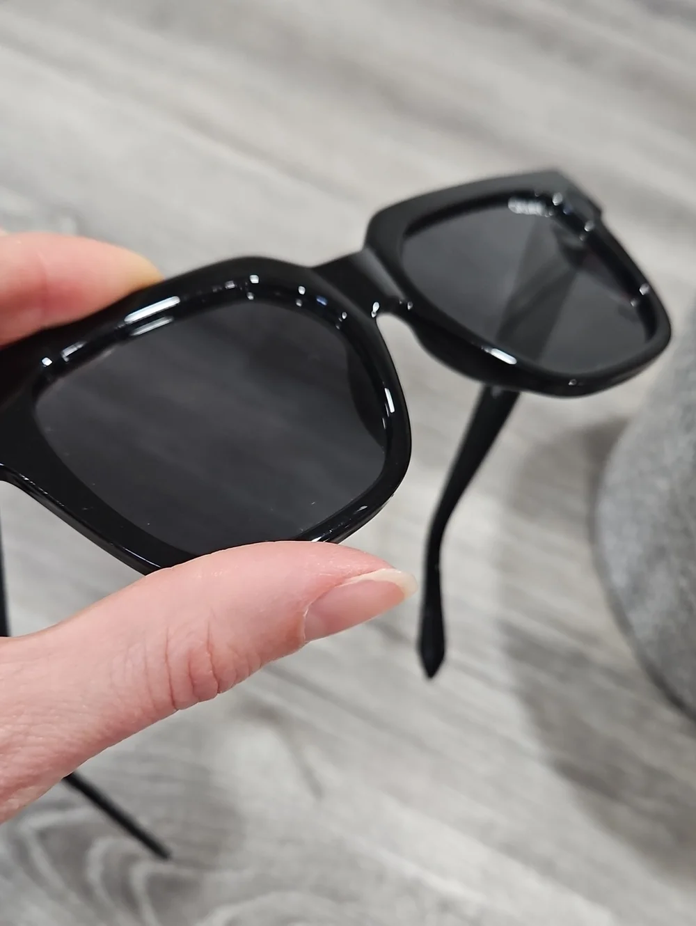 Quay PSA 125 Polorized CAT 3 Sunglasses Black